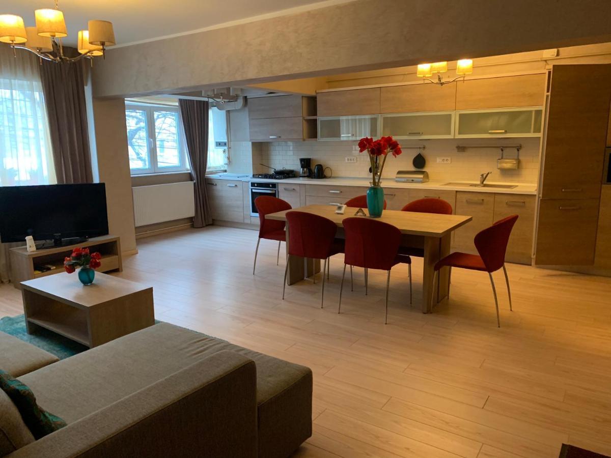 Apartament Reset Club Brăila エクステリア 写真