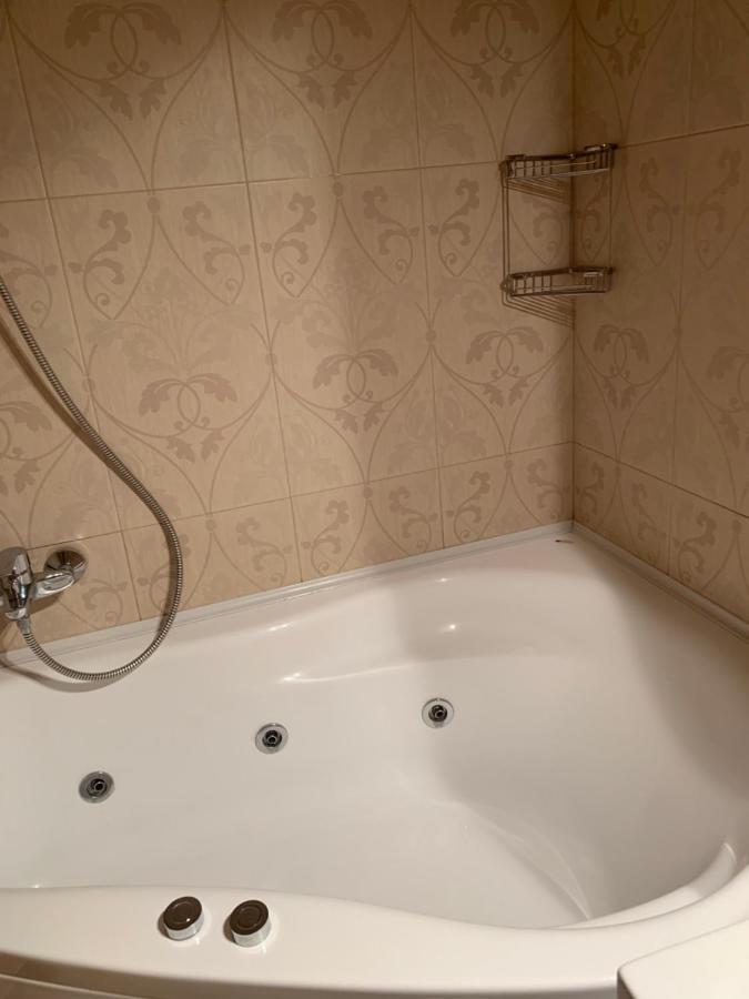 Apartament Reset Club Brăila エクステリア 写真